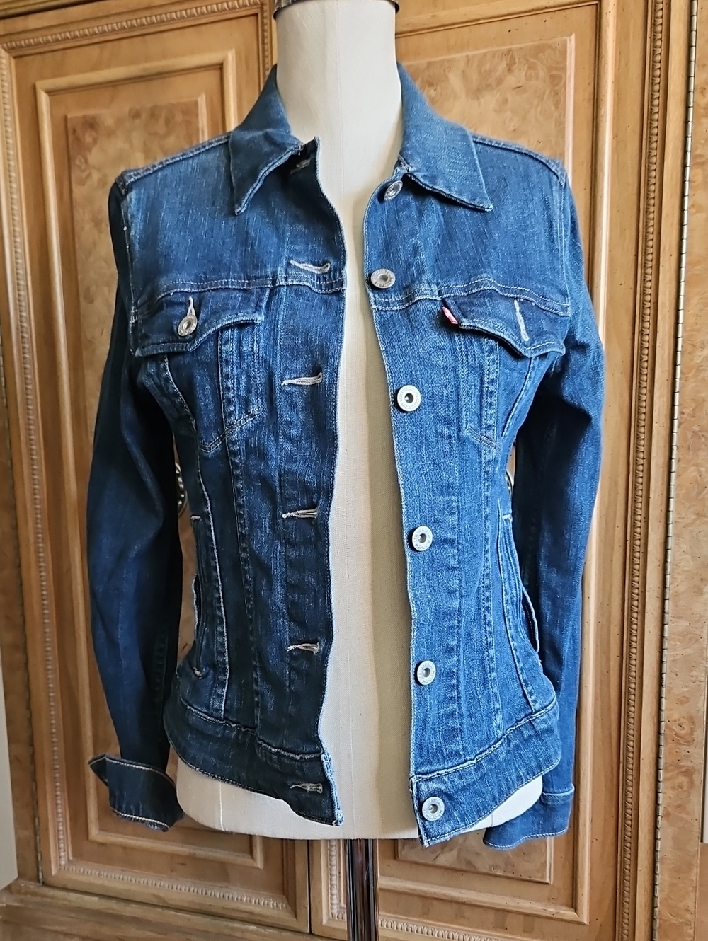 Levi's Women's Blue Denim Jean Jacket Small